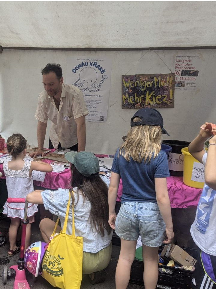 Am Infostand